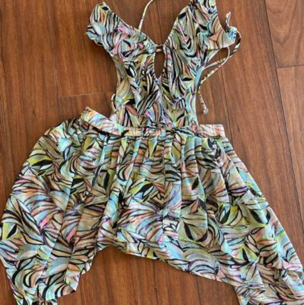 H&M one piece swimsuit 🩱